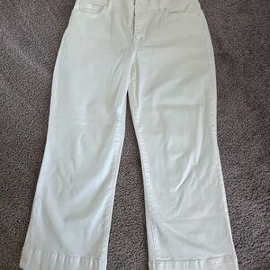 CAbi Palm Beach Crop Jeans in White